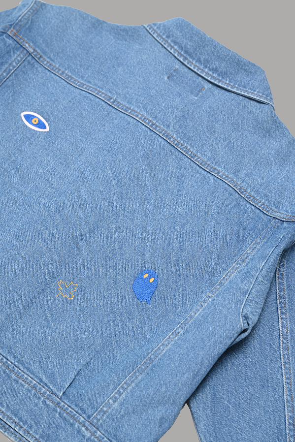 Structured premium denim with an easy, comfortable feel.